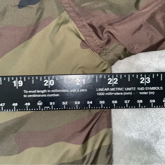 Primitive Army Camo Hooded Windbreaker Full Zip Pockets Men’s Medium - Picture 8 of 9